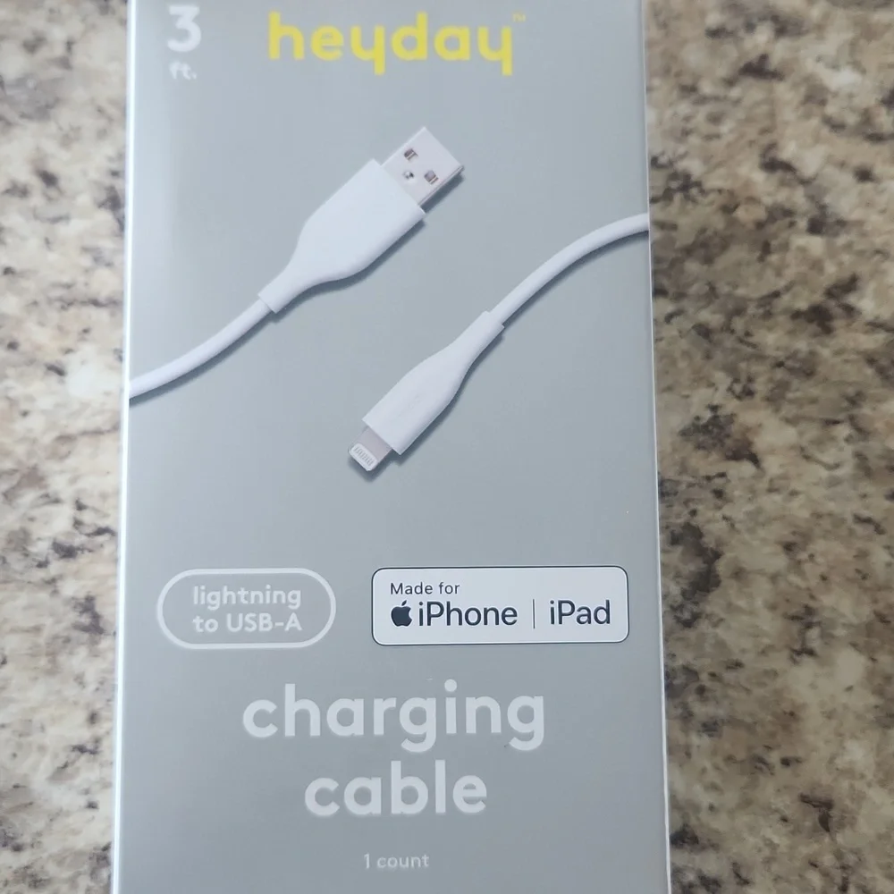 Heyday 3' Lightning To USB-A iPhone/IPad Charging Cable WHITE New-Unopened Box